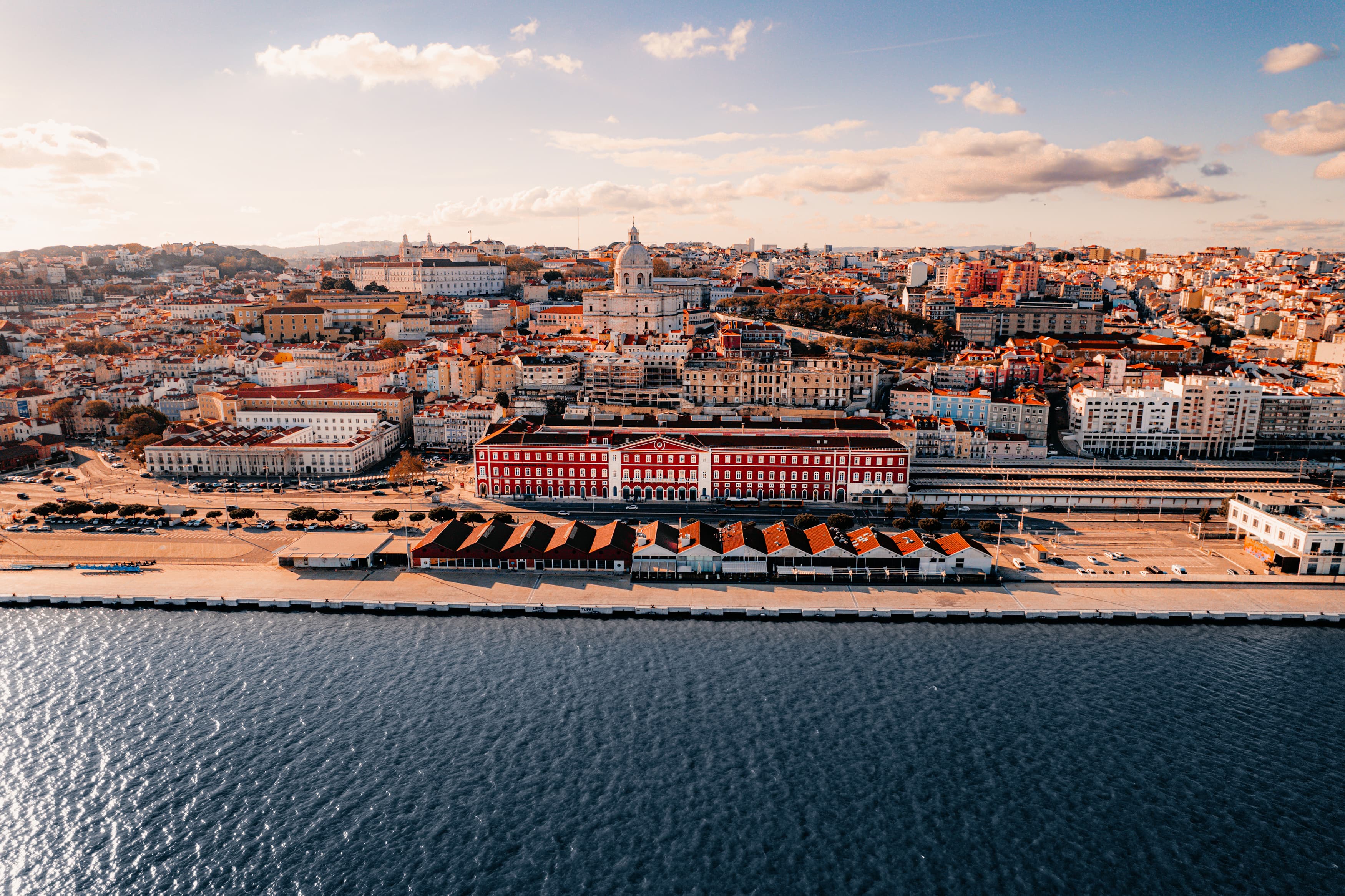 The Editory Riverside Hotel