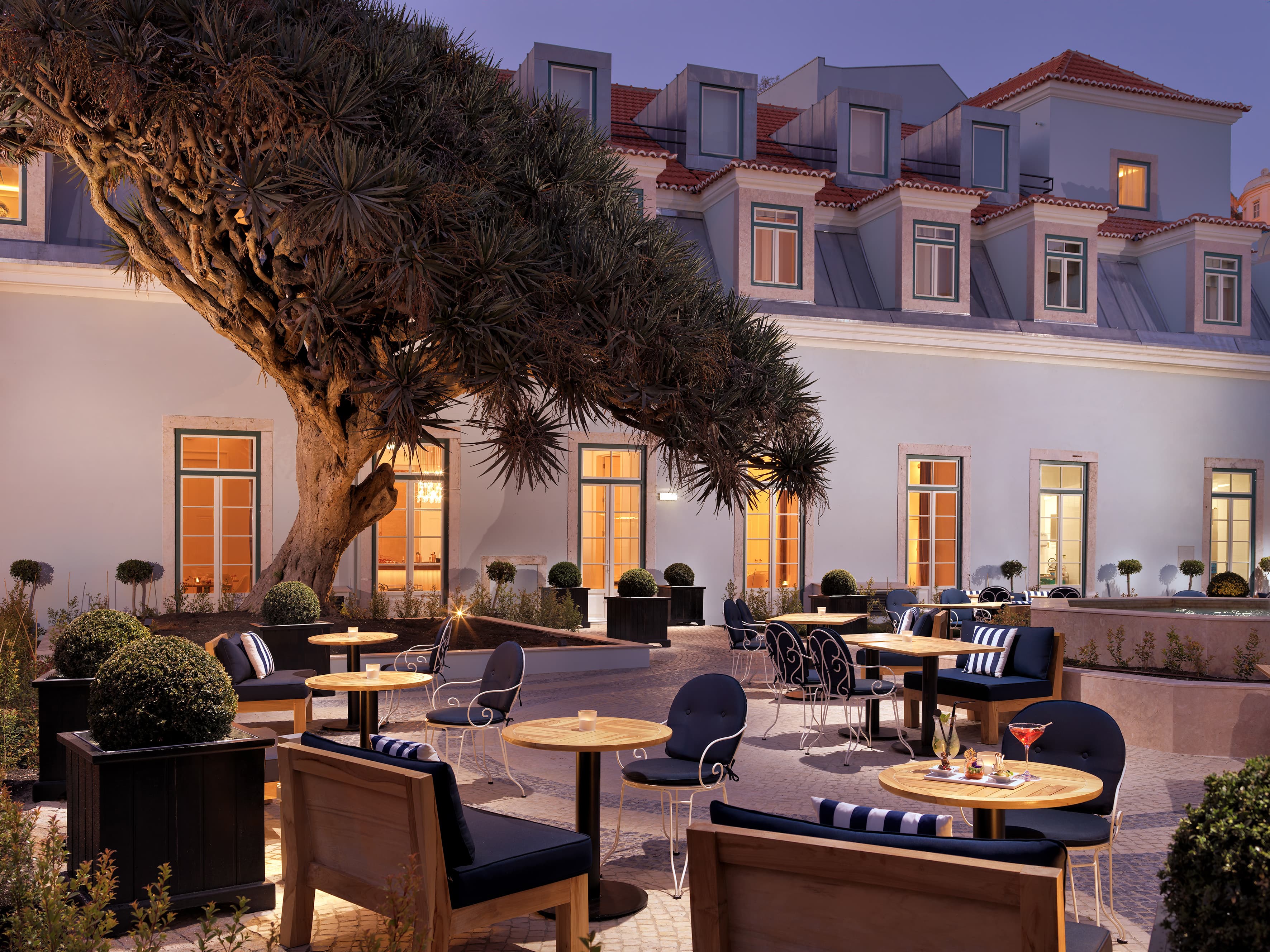 The One Palácio da Anunciada Accommodations