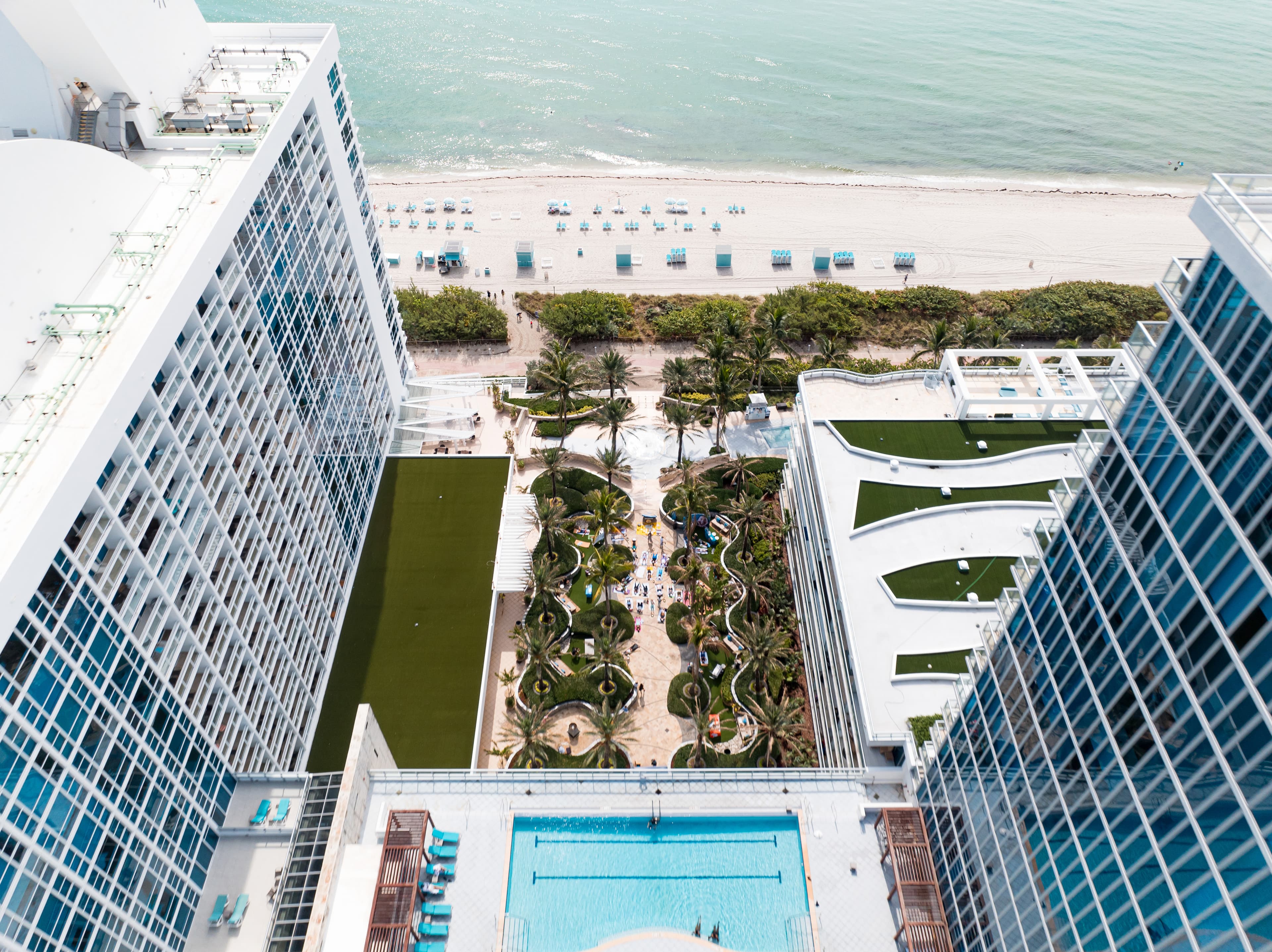 Carillon Miami Wellness Resort Location