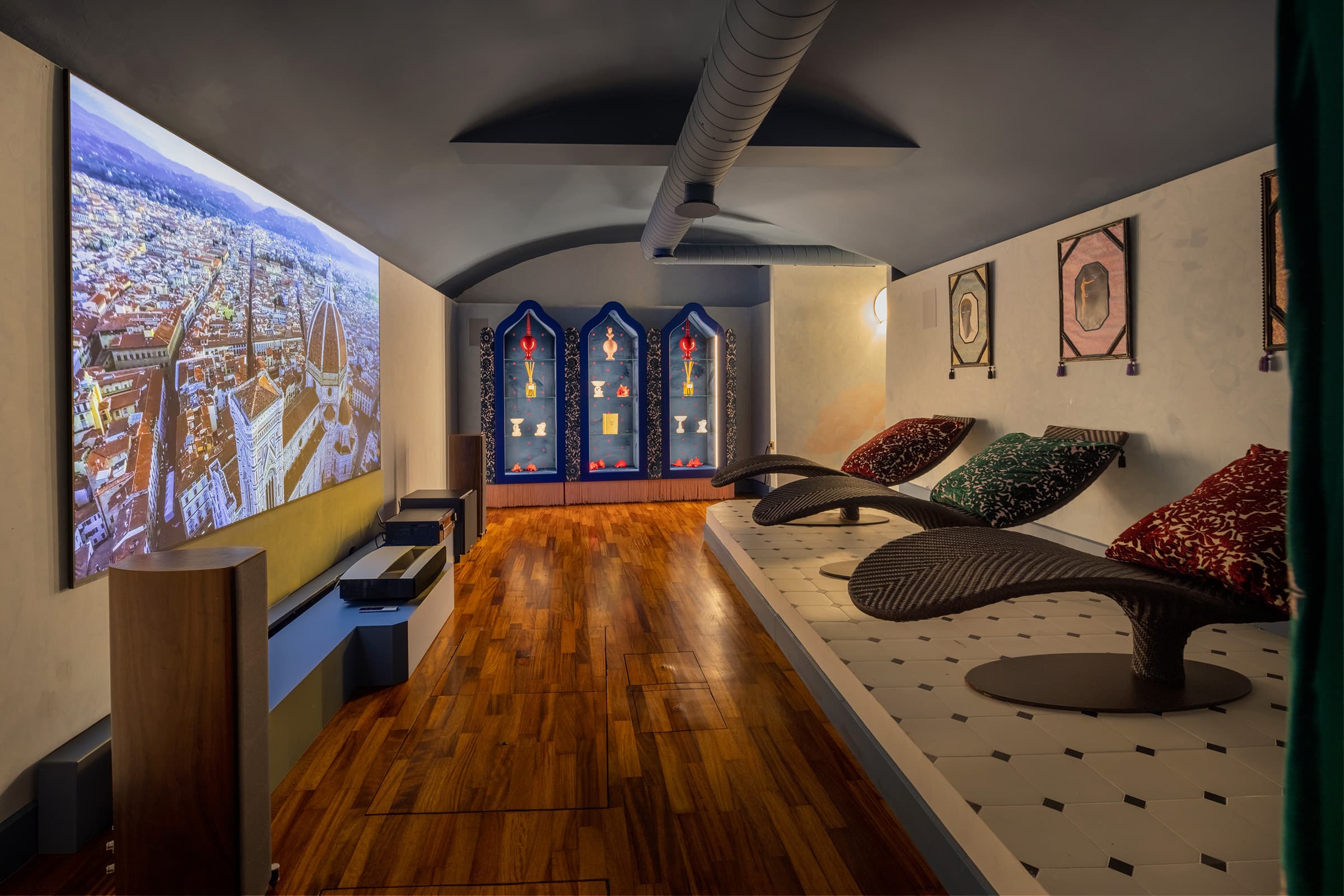 Hotel Number Nine Location