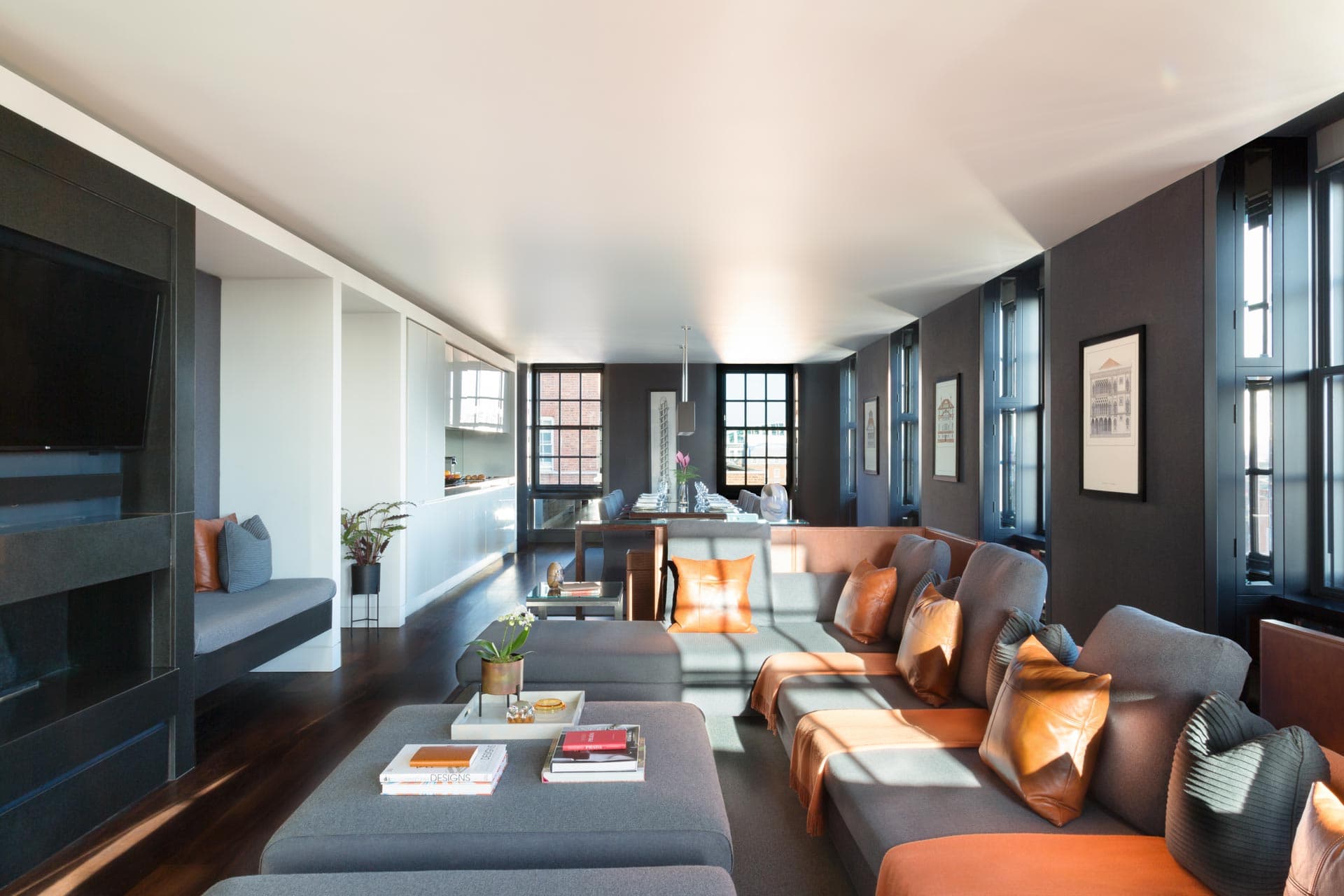 Grosvenor House Suites Accommodations