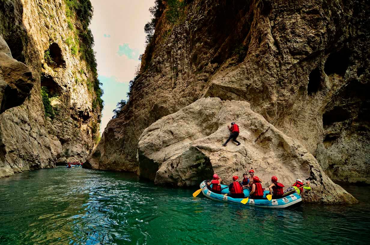 Aristi Mountain Resort Location