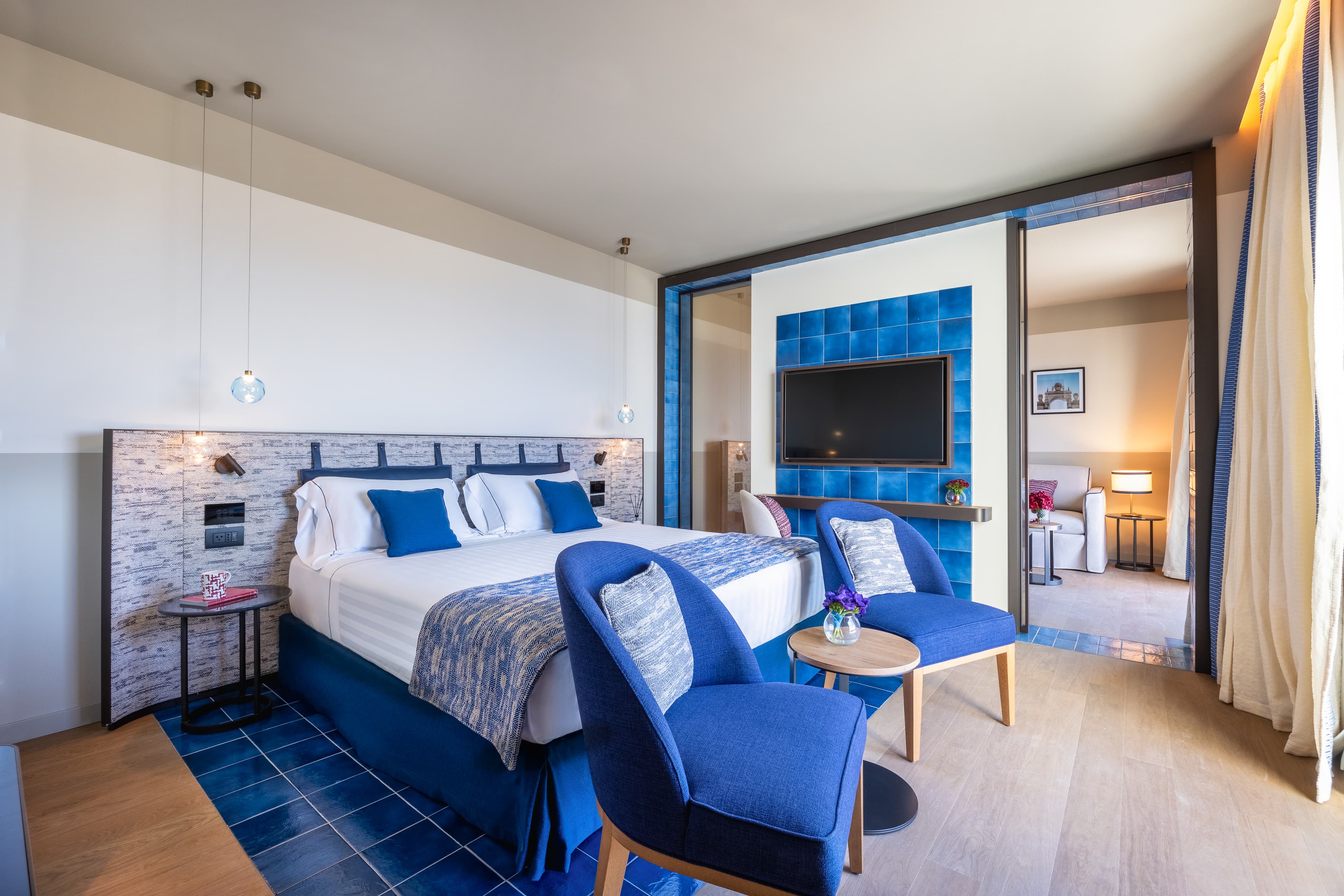 Ara Maris Accommodations