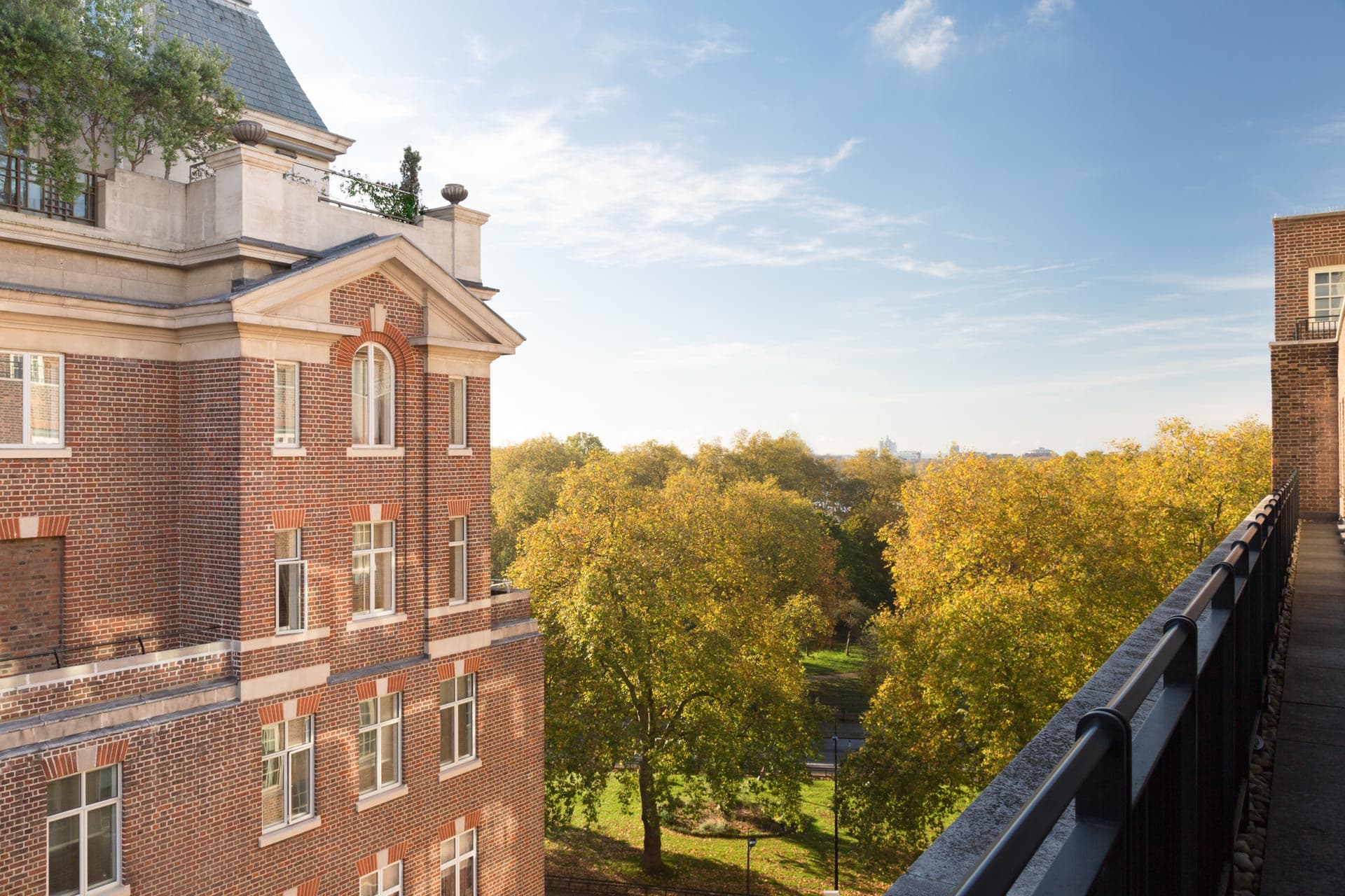 Grosvenor House Suites