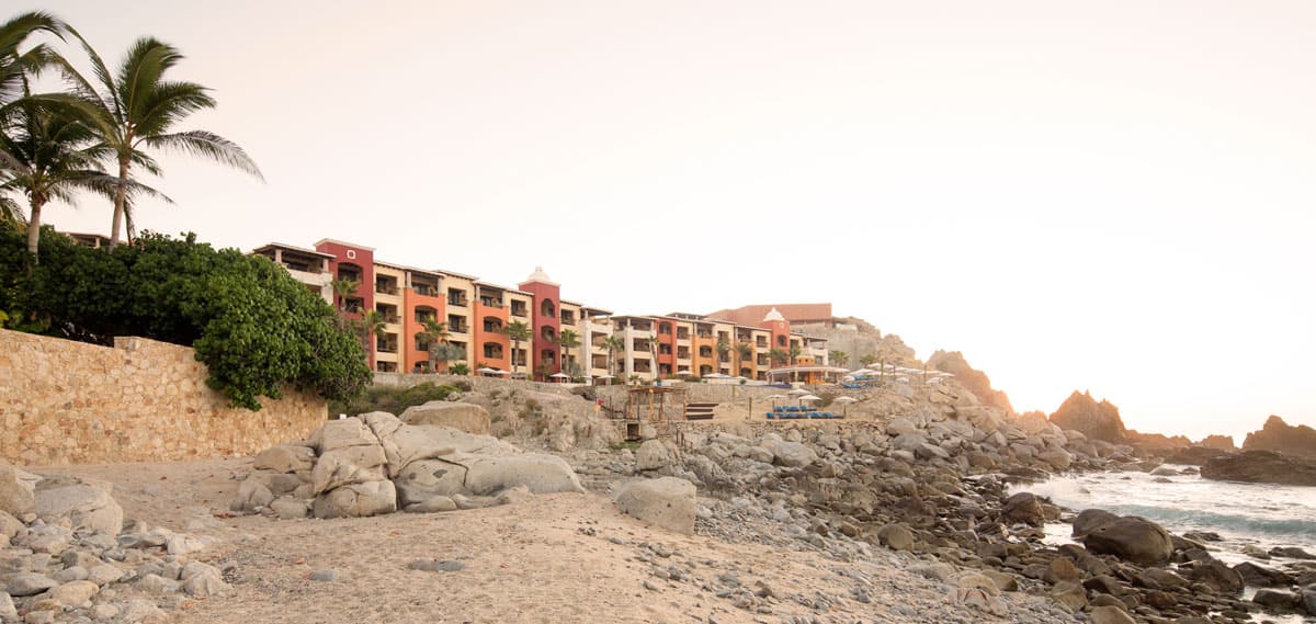 Hacienda Encantada Resort & Residences Location